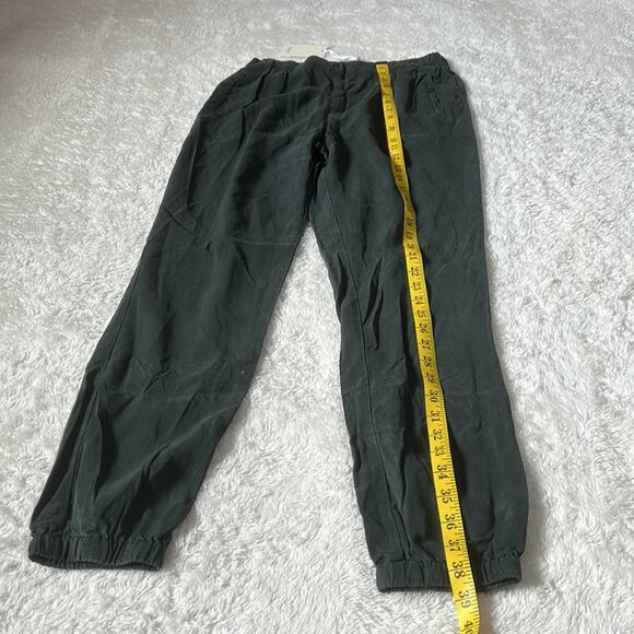 Yerse forest green Paris Tencel Pants, NWT size small or T1 - Picture 4 of 9